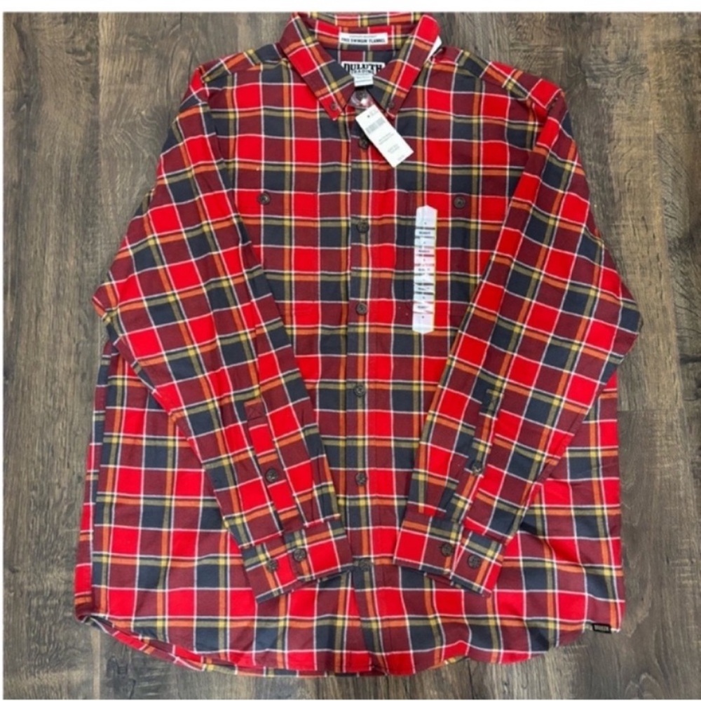 Duluth Trading Co Red Plaid Button-Down Shirt - Men's
